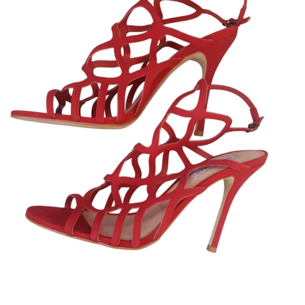 Steve Madden Red Cutout Heels